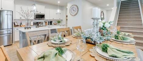 House (4 Bedrooms) | Interior