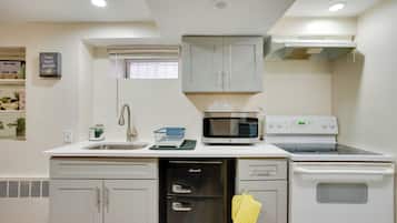 Apartment (1 Bedroom) | Interior