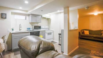 Apartment (1 Bedroom) | Interior