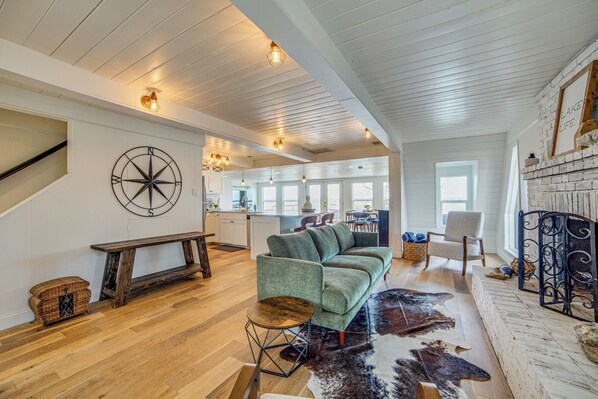 House (4 Bedrooms) | Interior