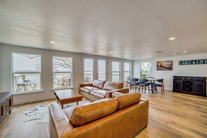 Interior - Deck w/ Sunset View: Group Getaway on Lake Whitney (Whitney)