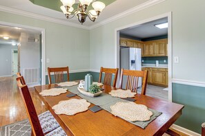 Interior - Near Tims Ford Lake: Peaceful Retreat w/ Patio (Winchester)