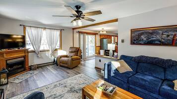House (2 Bedrooms) | Interior
