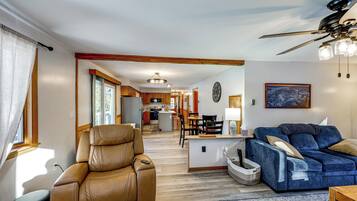 Nhà (2 Bedrooms) | Nội thất