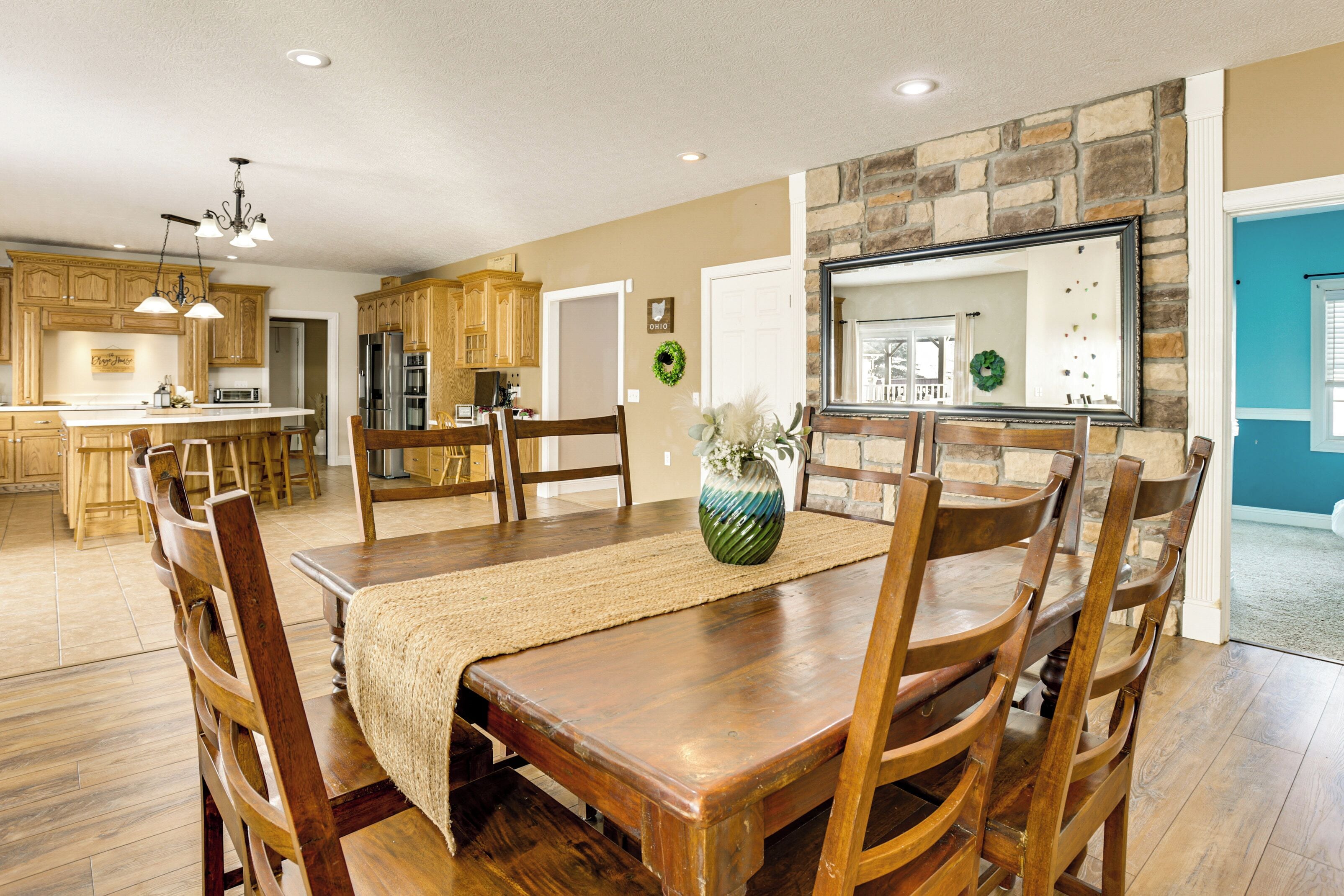 House (5 Bedrooms) | Interior