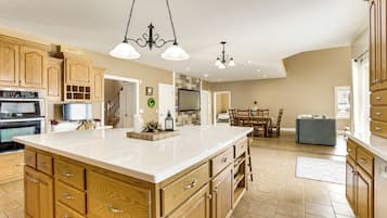 Hus (5 Bedrooms) | Interiör