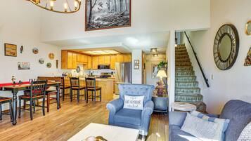 Apartment (2 Bedrooms) | Bahagian dalam