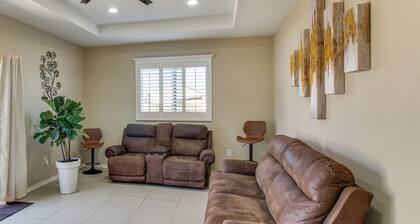 Stargaze & Unwind: Quiet Turpin Gem w/ Fenced Yard