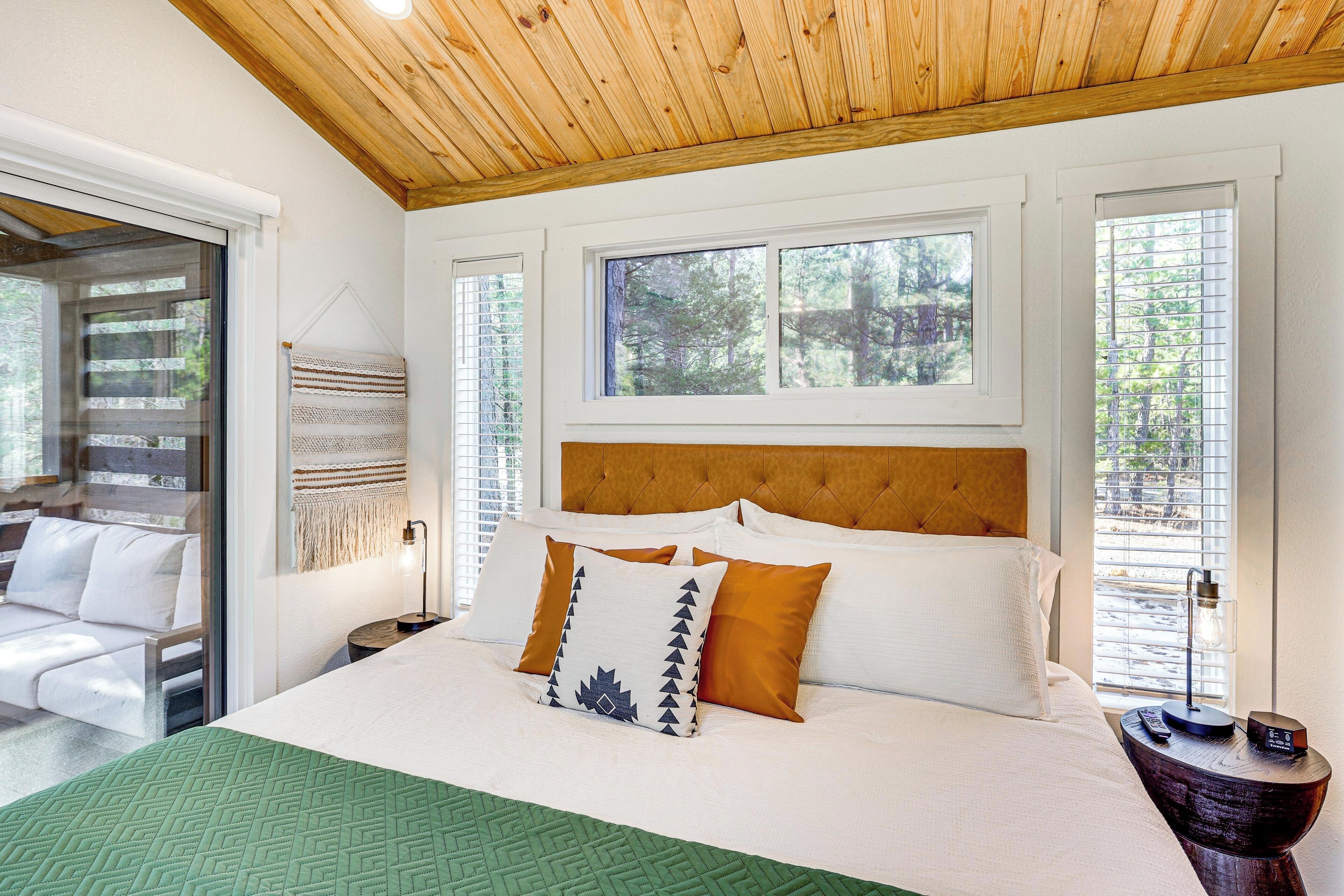 المنشأة من الداخل