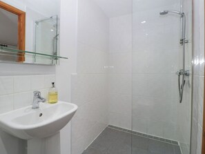 Shower - Horse Gin (Lydney)