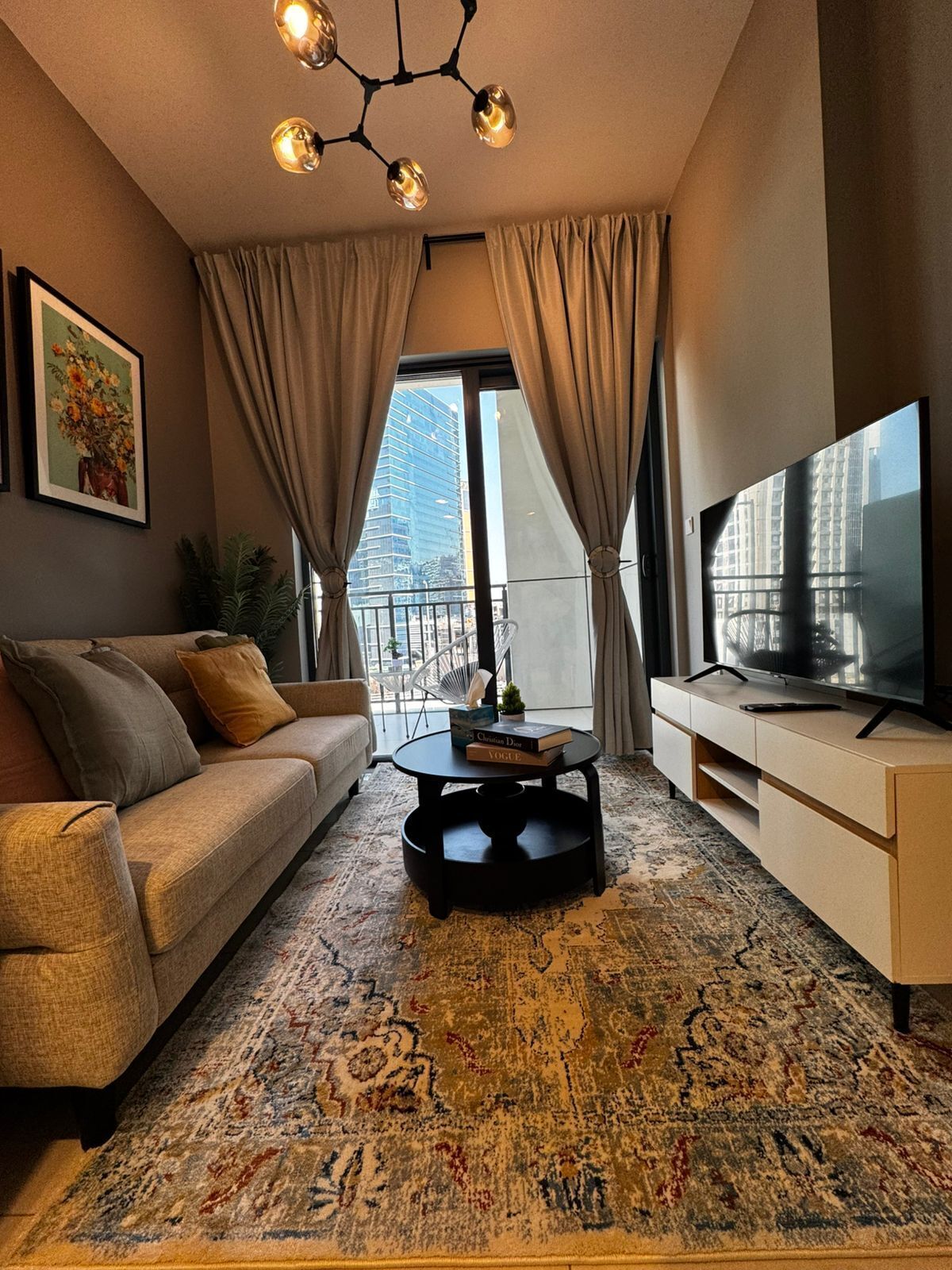 Deluxe Studio, Lake View | Living area | 64-inch LED TV with satellite channels