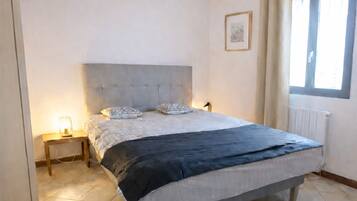 2 bedrooms, free WiFi