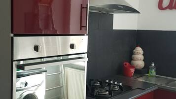 KĂŒhlschrank, GeschirrspĂŒler