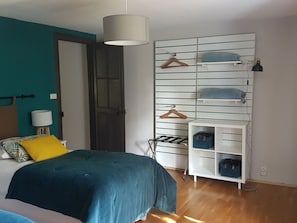 2 bedrooms, free WiFi, bed sheets