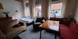 TV - Restaurants, bakery, supermarket in 5 minutes, Matthias Schmittberg in 10 minutes (Sankt Andreasberg)