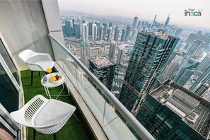 Property grounds - 77 Floor Luxury 1Br Marina Sea View Balcony (Dubai)