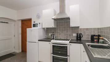 Kochgeschirr/Geschirr/Besteck