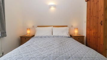 1 bedroom, individually decorated, individually furnished, free WiFi