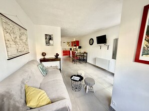 TV
