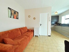 TV - 3-room house, enclosed garden, near beach, Wi-Fi, pets welcome (Bretignolles-sur-Mer)