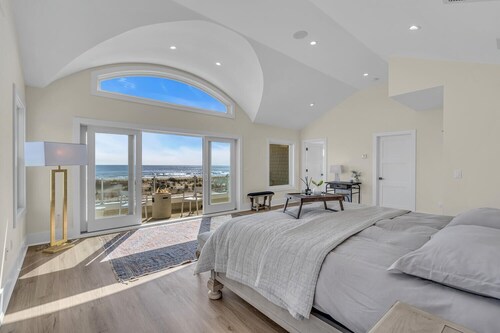 7 Bedroom 7.5 Bath   Brand New Miami Contemporary