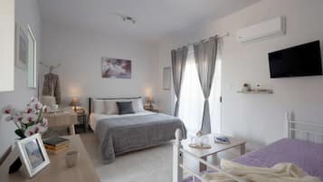 Iron/ironing board, WiFi, bed sheets