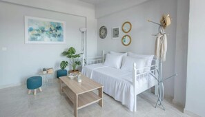 1 slaapkamer, een strijkplank/strijkijzer, wifi, beddengoed