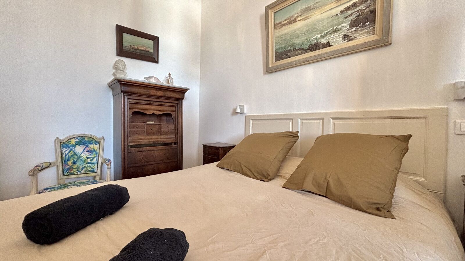 1 quarto, ferros/tábuas de passar roupa, Wi-Fi, roupa de cama
