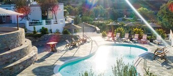 Anassa Cycladic Village