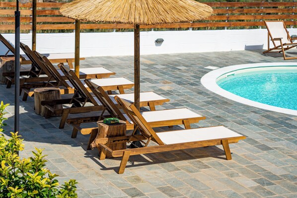 Outdoor pool, open 11:00 AM to 8:00 PM, pool umbrellas, pool loungers - Anassa Cycladic Village (Galissas)