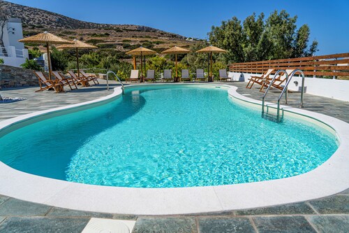 Anassa Cycladic Village