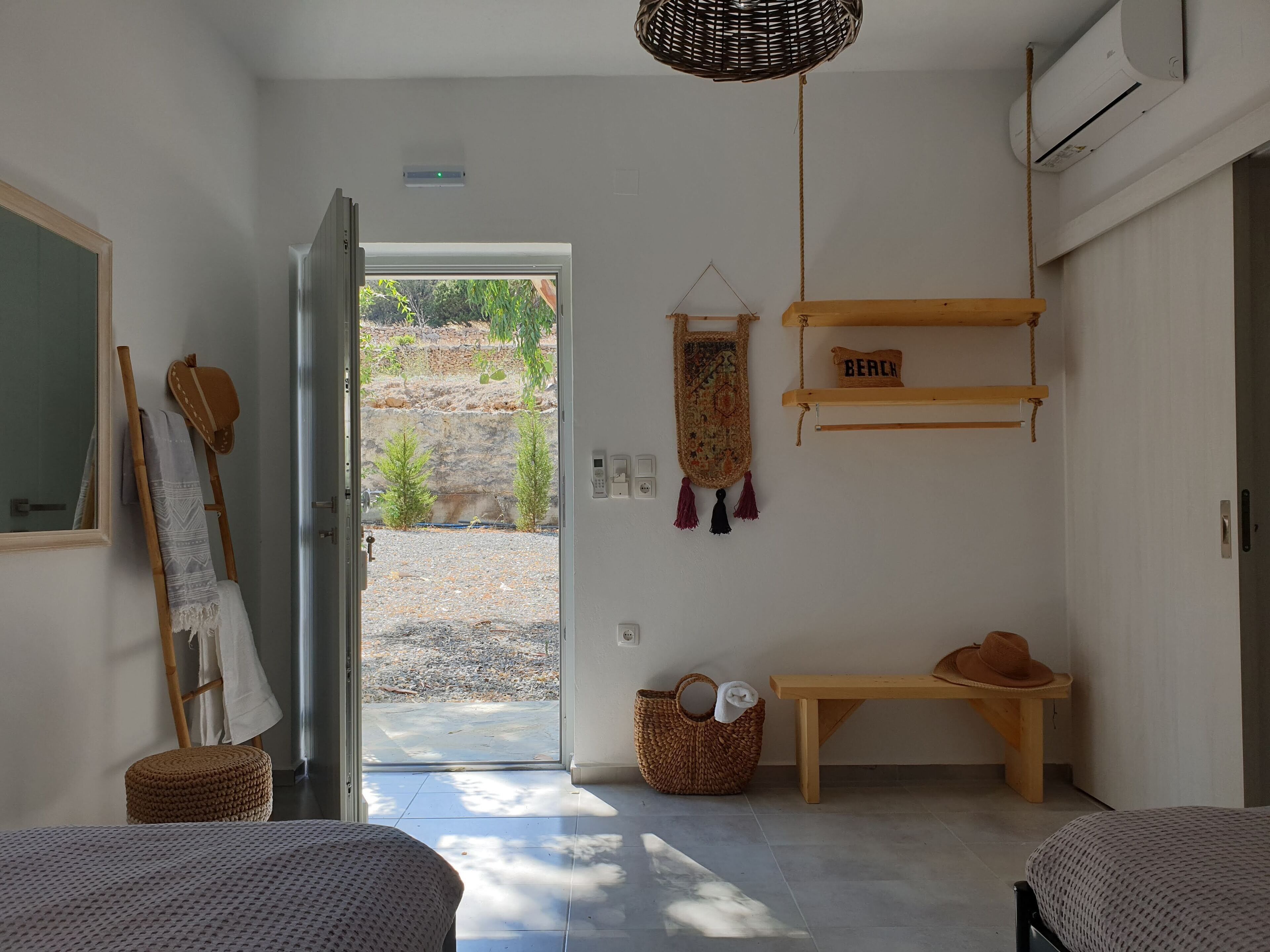 Kahden hengen huone (yksi tai kaksi sänkyä), esteetön liikuntarajoitteisille, parveke | Silitysrauta/-lauta, ilmainen Wi-Fi