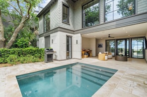 Pool - New build retreat, pool, views, popular area (Kiawah Island)