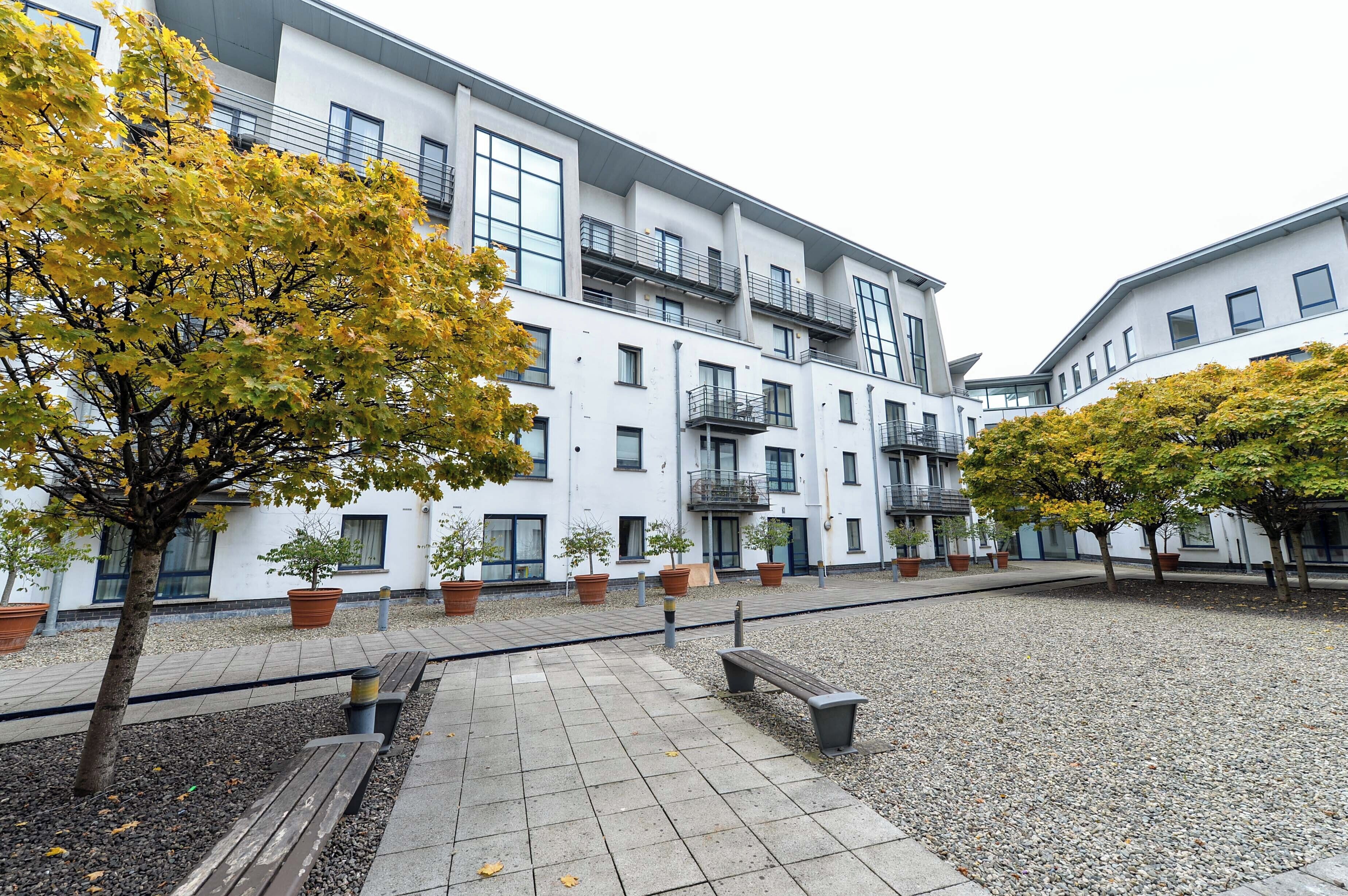 المنشأة من الخارج