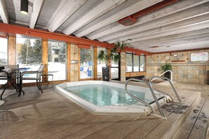 Outdoor pool - Lakeside Keystone Condo Walk to Lake Minutes to Lifts Shops and Dining (Keystone)