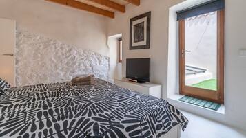 3 dormitorios, tabla de planchar con plancha, wifi y ropa de cama