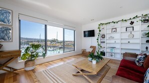 Smart TV - Waterside at Martha Cove (Safety Beach)