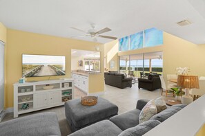 Huvila, 3 makuuhuonetta | Oleskelualue | Älytelevisio