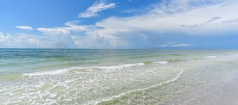 Bayside Hideaway At Beach Castle #27 3 Bedroom Villa