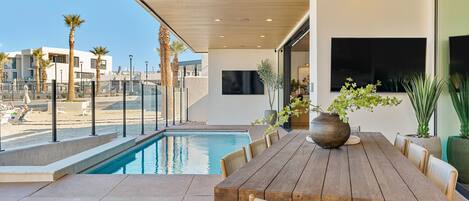 Maison, plusieurs chambres | Restauration extérieure