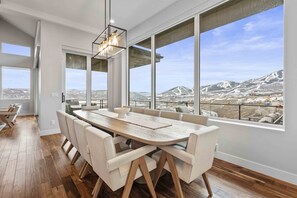 House, 5 Bedrooms | Dining - Easy East Village Ski Access Hot Tub 5br 5 Bedroom Home (Heber City)