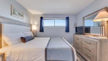 Condo, 1 Bedroom | 1 bedroom, iron/ironing board, free WiFi