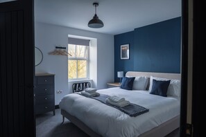 Casa de campo | 6 dormitorios, decoración individual, mobiliario individual