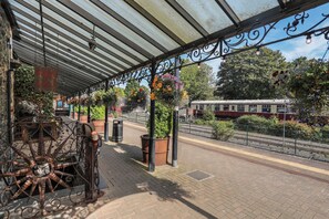 Miscellaneous - Green Bank (Betws-Y-Coed)