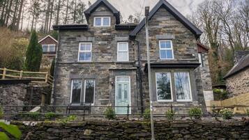 Cottage | Exterior