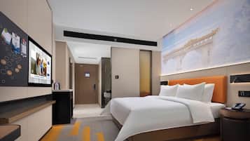 Basic Single Room, Lake View | Meja, kalis bunyi, Wi-fi percuma