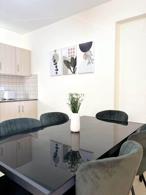 Dining - Sunrise Palette Suites - Two-bedroom First Floor (Xylofagou)