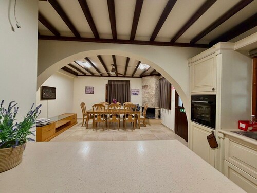 Villa Encanto - Private Heated Swimming Pool
