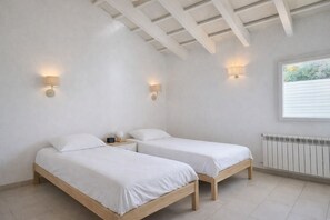 3 bedrooms, WiFi, bed sheets - Bella Mar (Son Carrió)