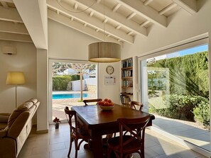 Dining - Bella Mar (Son Carrió)